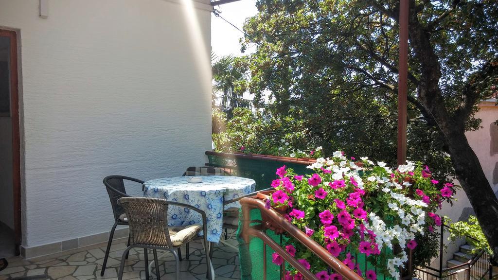 Apartments Meleh Crikvenica Exterior photo